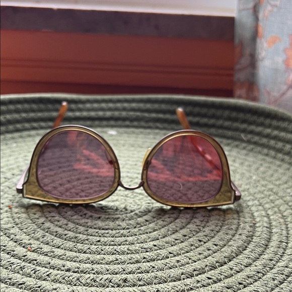 TOMS Olive Sunglasses with Peach Case - Picture 3 of 5